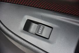 2016款奔腾B50
