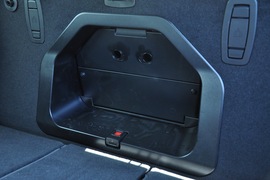 2011款宝马330i敞篷版