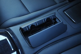 2011款宝马330i敞篷版