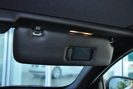 2011款宝马330i敞篷版