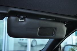 2011款宝马330i敞篷版