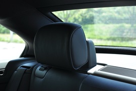 2011款宝马330i敞篷版