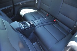 2011款宝马330i敞篷版