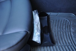 2011款宝马330i敞篷版