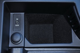 2011款宝马330i敞篷版