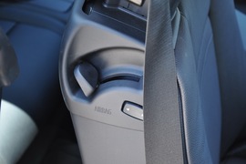 2011款宝马330i敞篷版