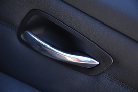 2011款宝马330i敞篷版