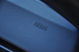 2011款宝马330i敞篷版