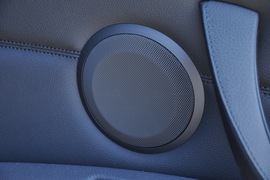 2011款宝马330i敞篷版