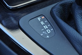 2011款宝马330i敞篷版