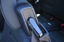 2011款宝马330i敞篷版