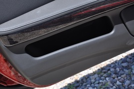 2011款宝马330i敞篷版