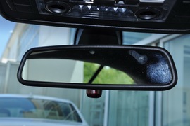 2011款宝马330i敞篷版