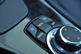 2011款宝马330i敞篷版