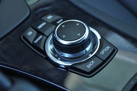 2011款宝马330i敞篷版