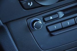 2011款宝马330i敞篷版