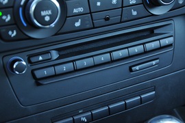 2011款宝马330i敞篷版