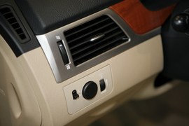 2010款别克凯越1.6LE-AT