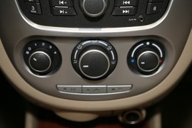 2010款别克凯越1.6LE-AT
