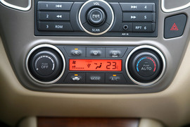 2009款日产轩逸对比测试