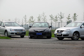 2008款马自达6对比测试