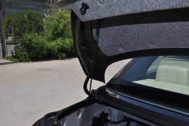 2011款宝马320i敞篷版