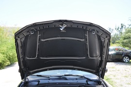 2011款宝马320i敞篷版