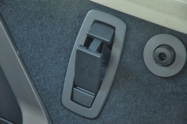 2011款宝马320i敞篷版