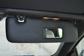 2011款宝马320i敞篷版