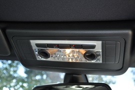 2011款宝马320i敞篷版