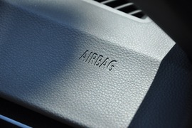 2011款宝马320i敞篷版