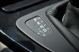 2011款宝马320i敞篷版