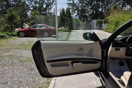 2011款宝马320i敞篷版