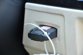 2011款宝马320i敞篷版