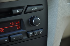 2011款宝马320i敞篷版