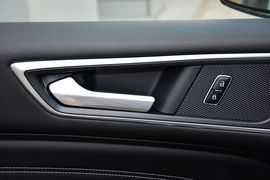 2016款福特锐界EcoBoost245