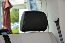 2016款大众凯路威2.0TSI四驱舒适版