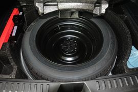 2016款奔腾X80