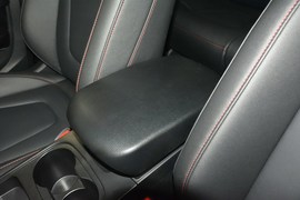 2016款奔腾X80