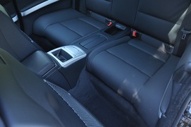 2011款宝马325i敞篷版