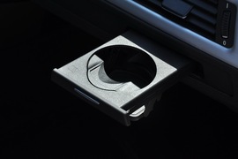 2011款宝马325i敞篷版