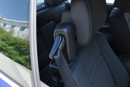 2011款宝马325i敞篷版