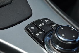 2011款宝马325i敞篷版