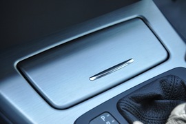 2011款宝马325i敞篷版