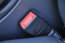 2011款宝马325i敞篷版