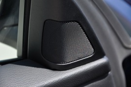 2011款宝马325i敞篷版