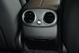 2016款奔驰C200L运动型