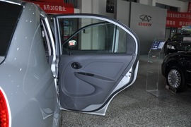 2010款奇瑞旗云1