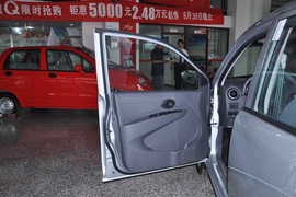 2010款奇瑞旗云1