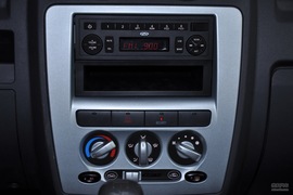 2010款奇瑞旗云1